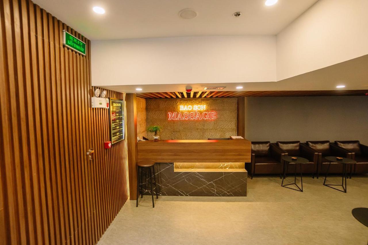 Bao Son International Hotel Hanoi Buitenkant foto
